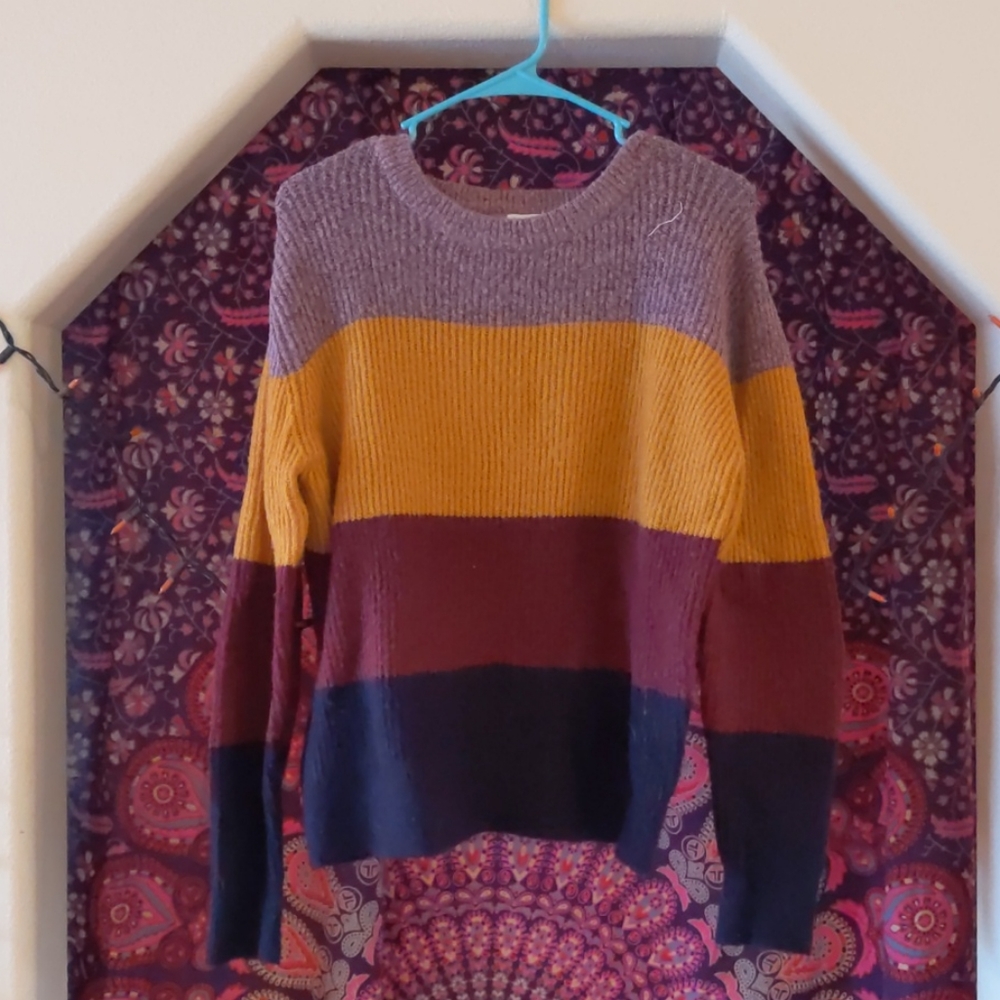 Long sleeve sweater